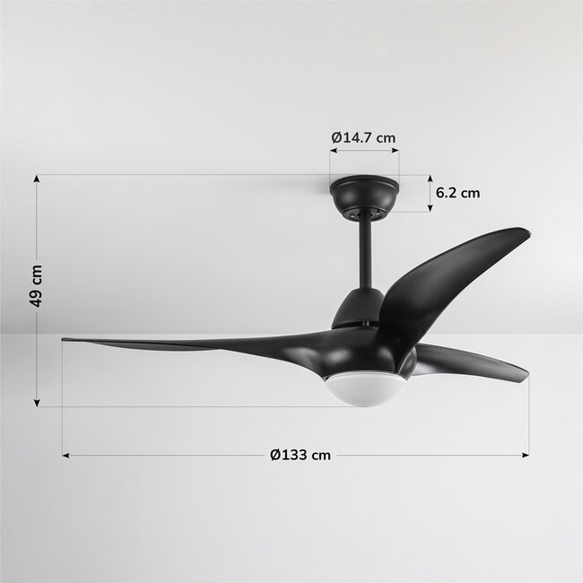 Black Wieke ceiling fan with LEDs and adjustable colour temperature