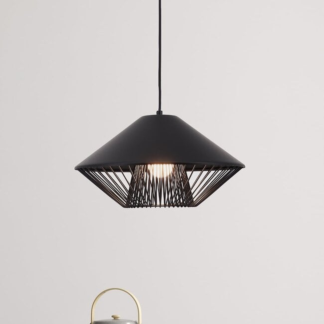 Modern pendant light Aiva with semi-open slatted shade