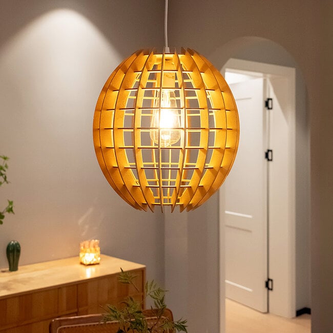 Wooden pendant light Trae - spherical open frame
