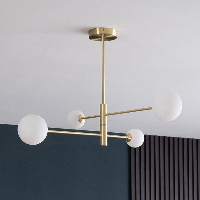 4-light ceiling light Stiri - gold with milk-white glass globes