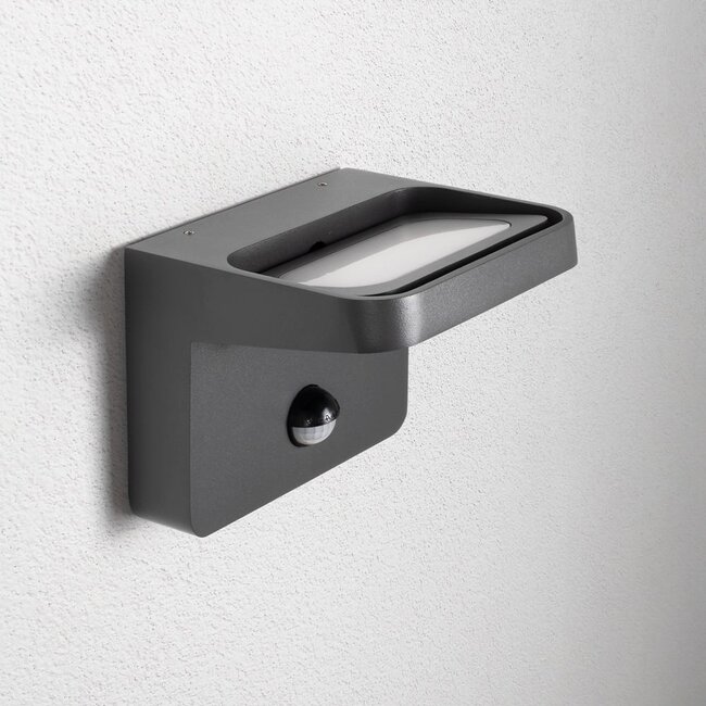 Adjustable outdoor wall light Greg with sensor - black integrated LED