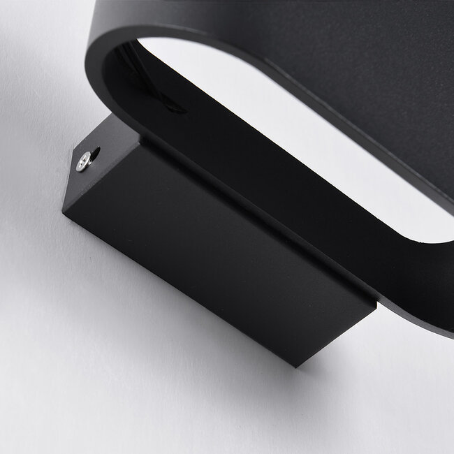 Modern wall lamp Hamburg in black