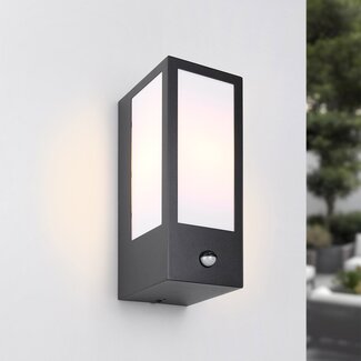 Lyon wall light with sensor