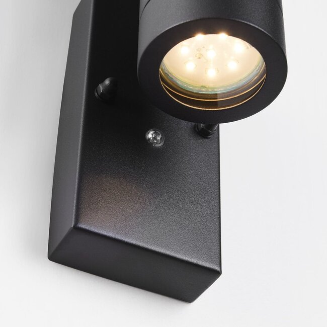 Modern outdoor wall light with twilight sensor, Black, 2-light - Zane