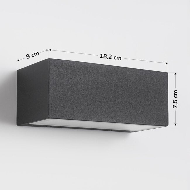 Outdoor wall light Kai - black with integrated LED