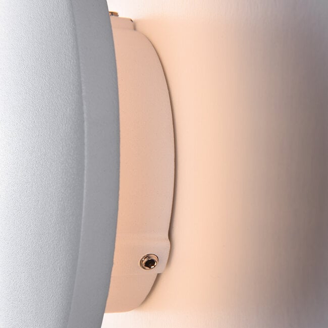 Round outdoor wall light Moon - white with integrated LED