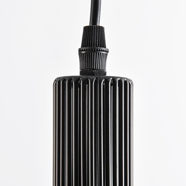 Sofia industrial pendant lamp in black metal