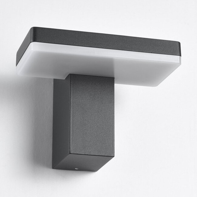 Outdoor wall light Roberto with integrated LED - black