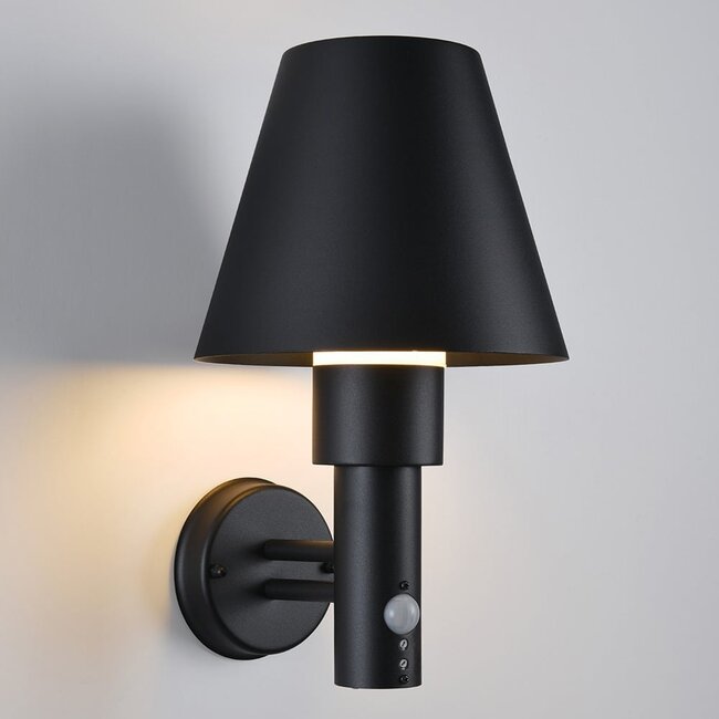 Outdoor wall lamp with shade and sensor - Marta