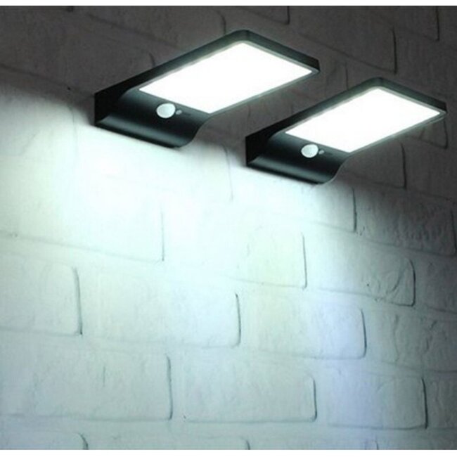 Solar wall light with sensor & CCT - Arlo