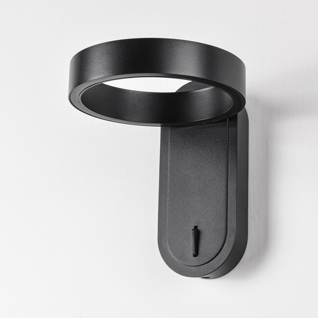 Black wall lamp with swivel ring - Starla