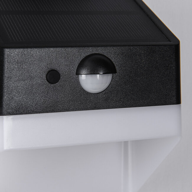 Solar outdoor lamp with sensor - Fletch