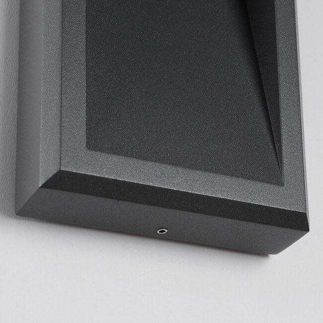 Outdoor wall light Pierre with integrated LED