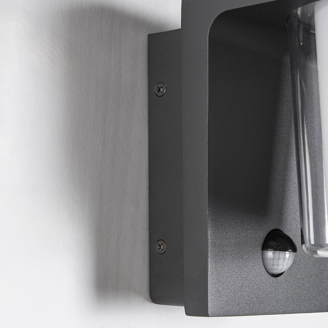 Dark grey outdoor wall light with sensor - Lio