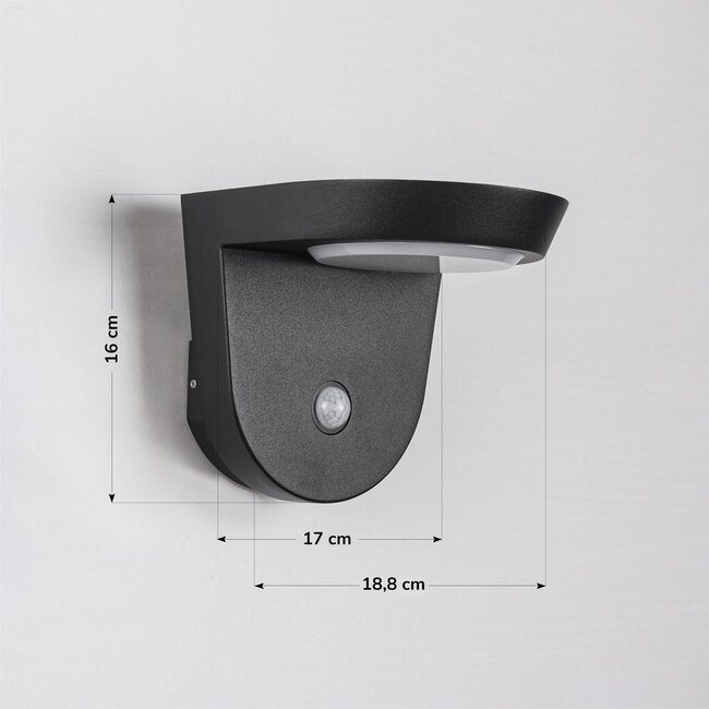 Solar wall light with sensor - Jackson