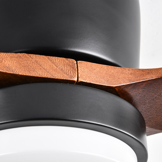 Summer/winter ceiling fan in wood with adjustable colour temperature - Flux