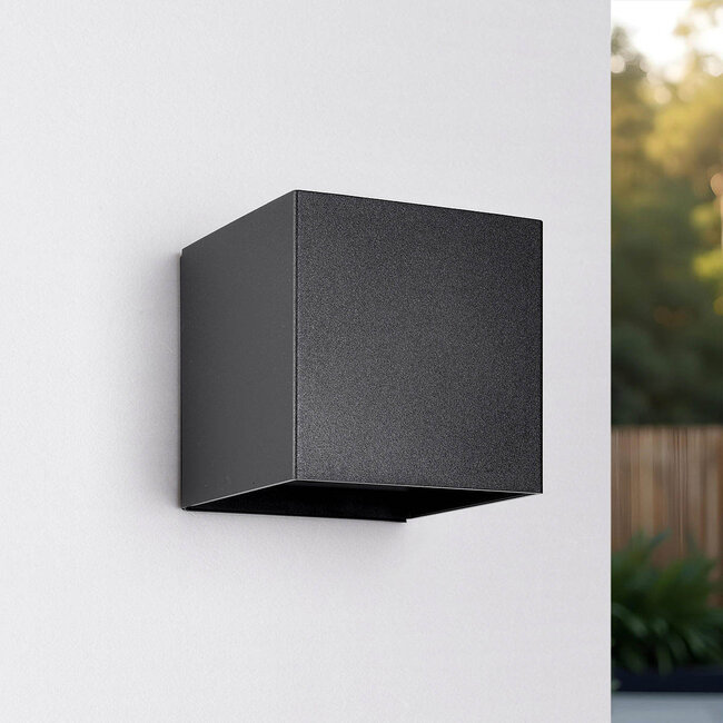 Arden Rechargeable wall light with Motion sensor - Black