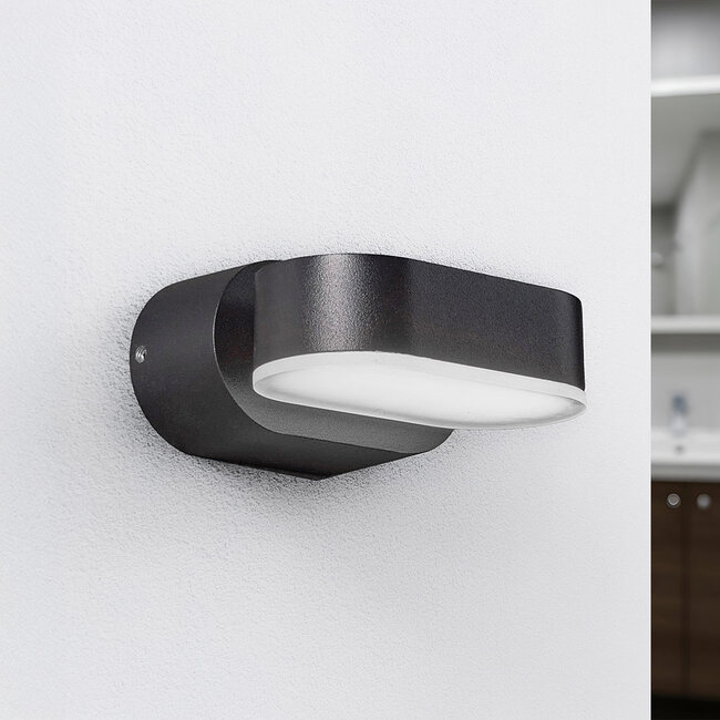 Rotatable bathroom lamp Isabelle in black