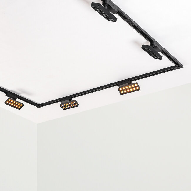 Black 3-metre single-phase track lighting system with Varo spotlights 4000K