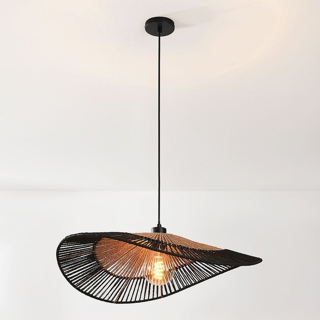 Pendant light made of handwoven paper in black and natural - Ravena