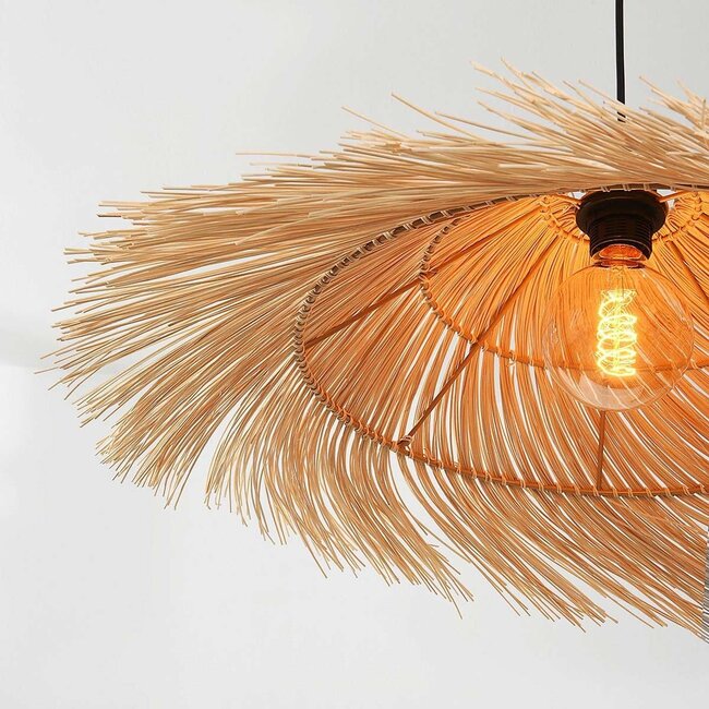 Rattan pendant light in natural - Kalina