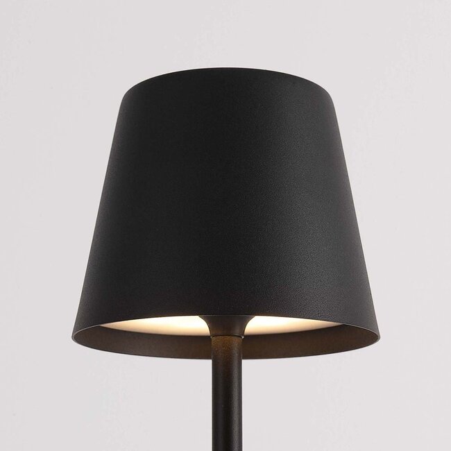 Silo wireless table lamp in black with dimmable and adjustable light