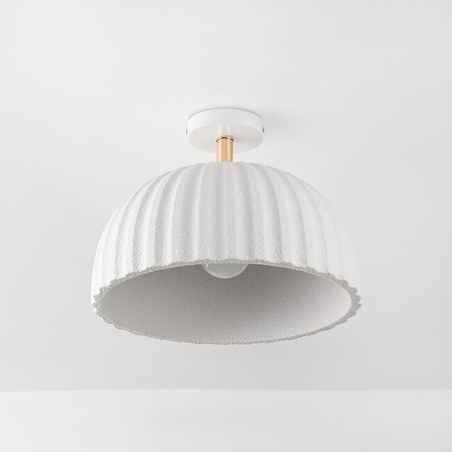 Ceiling lamp Lysko with ribbed shade in white