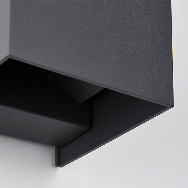 Outdoor wall light Oliver - square anthracite with integrated LED