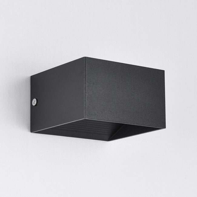 Dimmable wall lamp Lize, matte-black