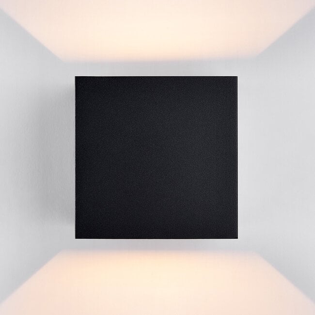 Outdoor wall light Daisy matt black dim-to-warm