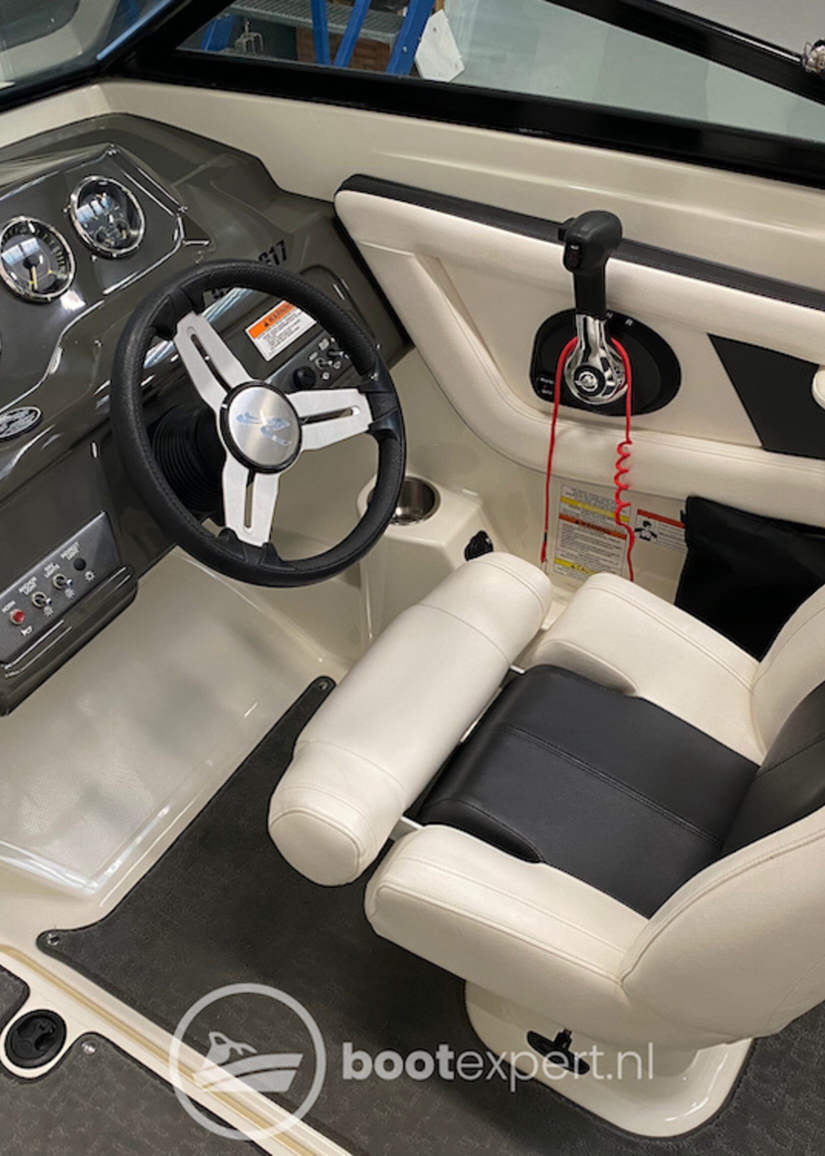 Sea Ray 190SPX 3.0LTR 140PK 2015