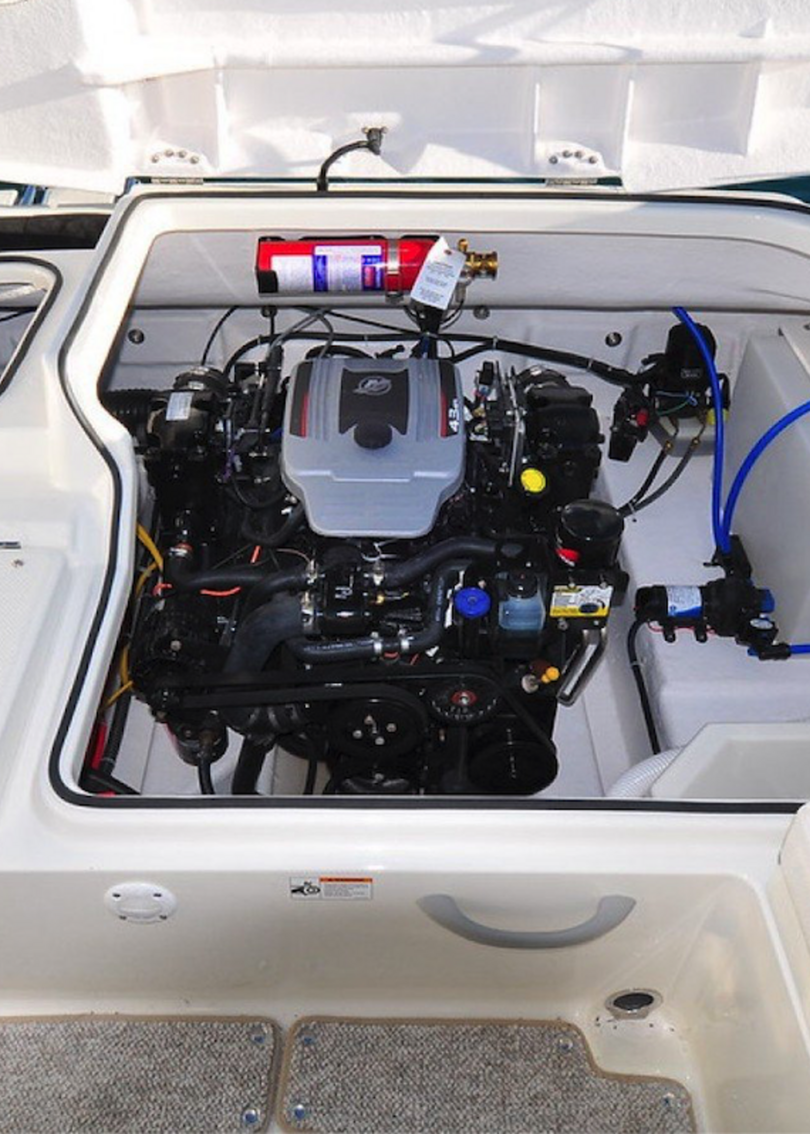 Bayliner 642 Cuddy 4.3Ltr 220PK  2015