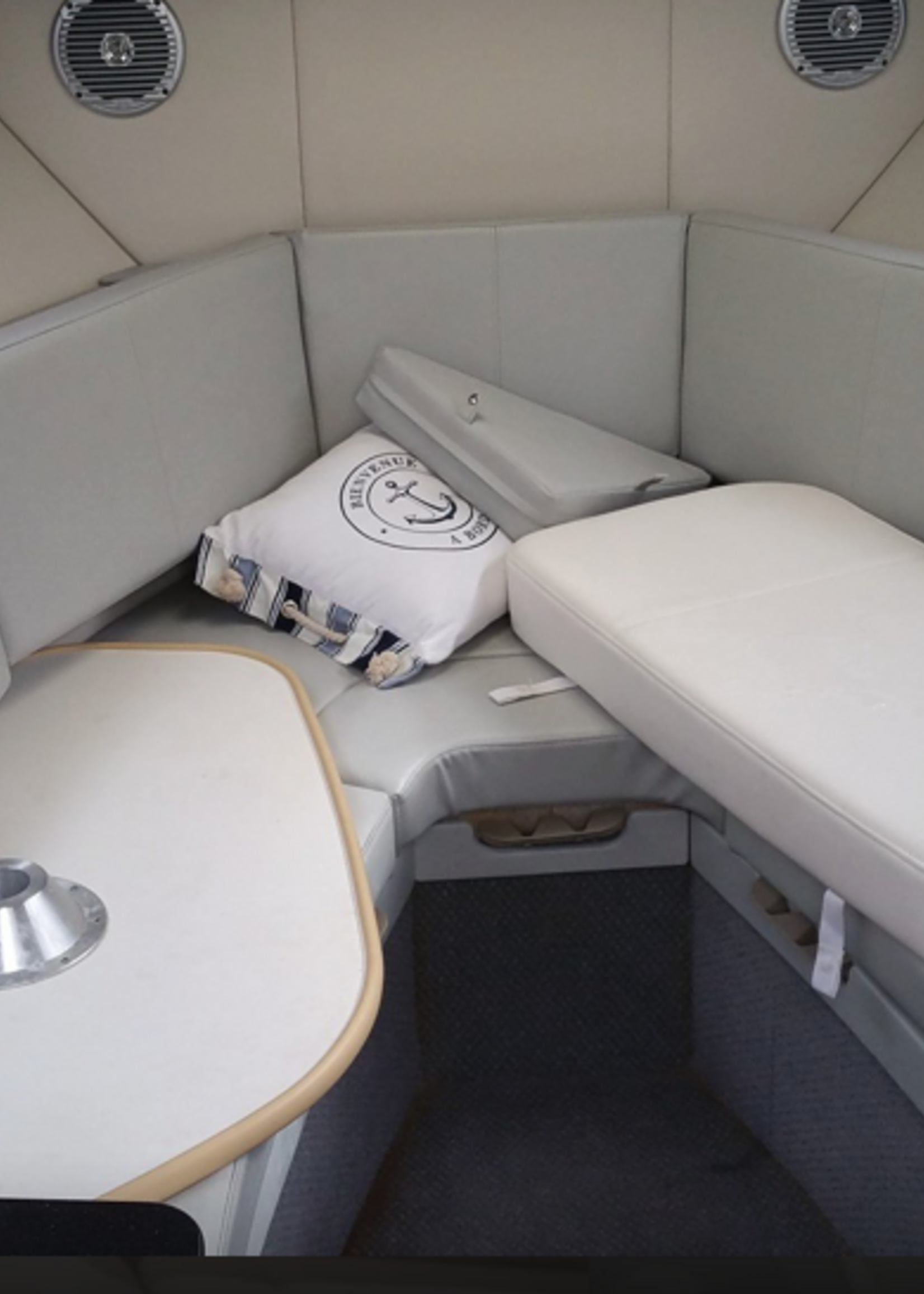 Bayliner 642 Cuddy 4.3Ltr 220PK  2015 - Copy