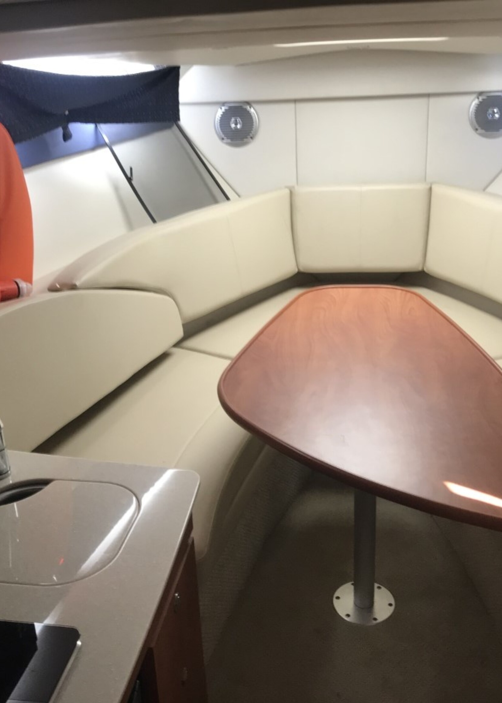 Bayliner 642 Cuddy 4.3Ltr 220PK  2015 - Copy