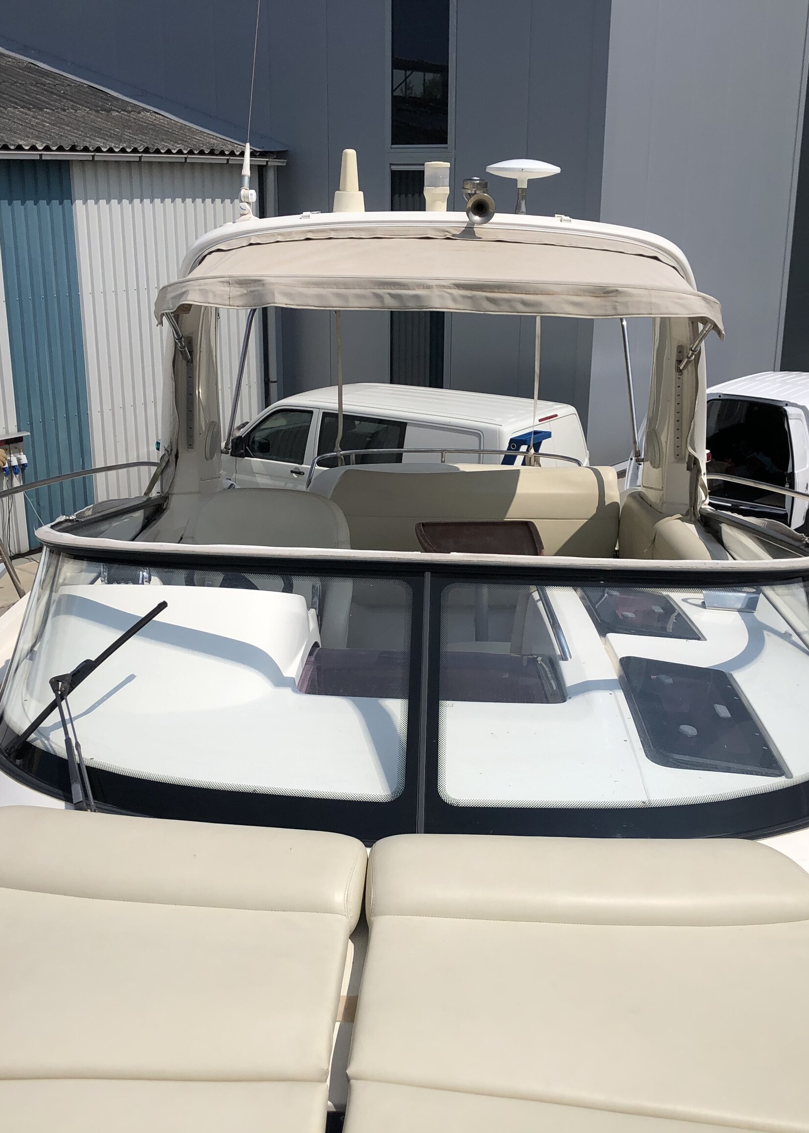 Bavaria 28 Sport 4.3 Ltr V6 450PK, 2011