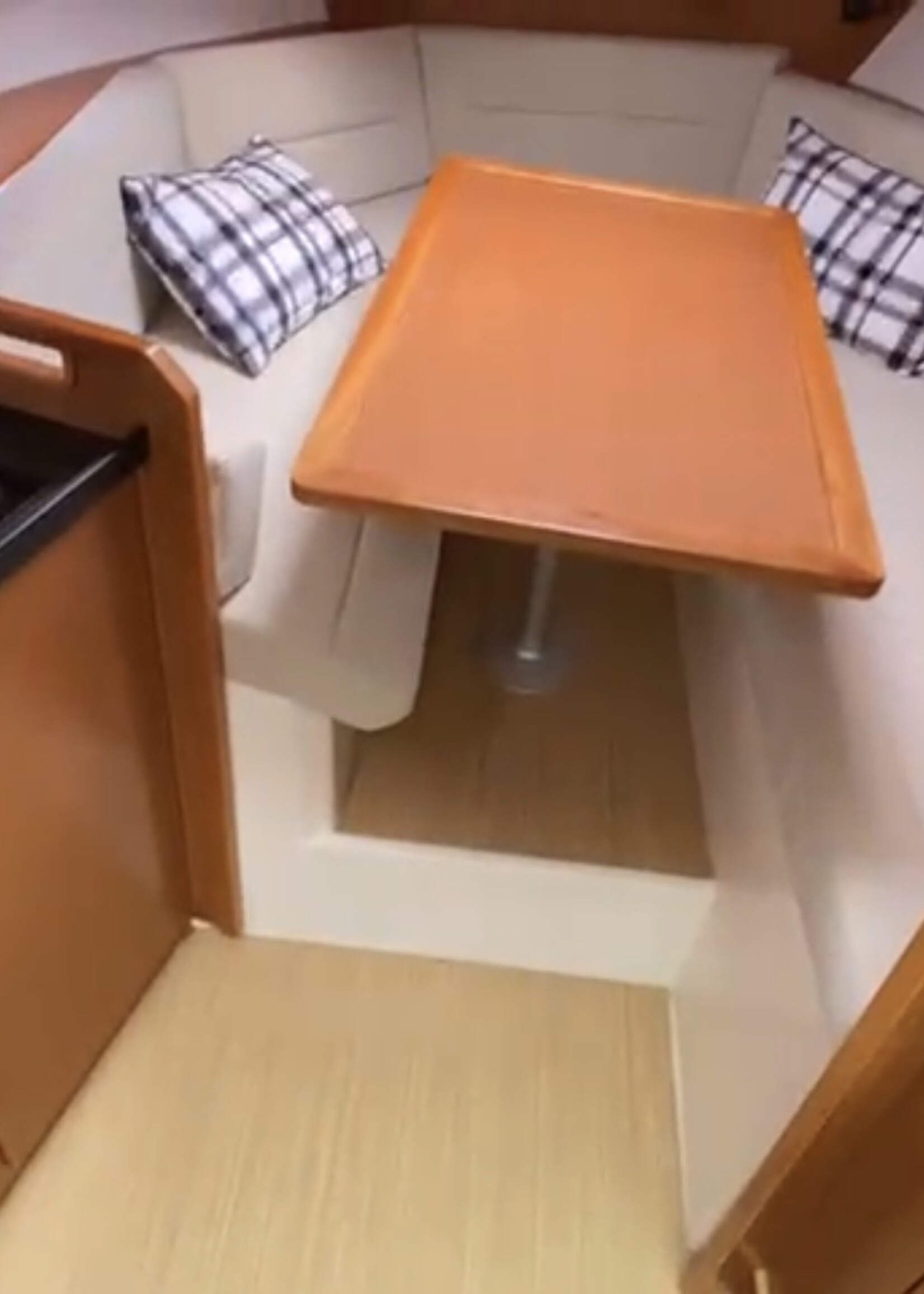 Bavaria 28 Sport 4.3 Ltr V6 450PK, 2011