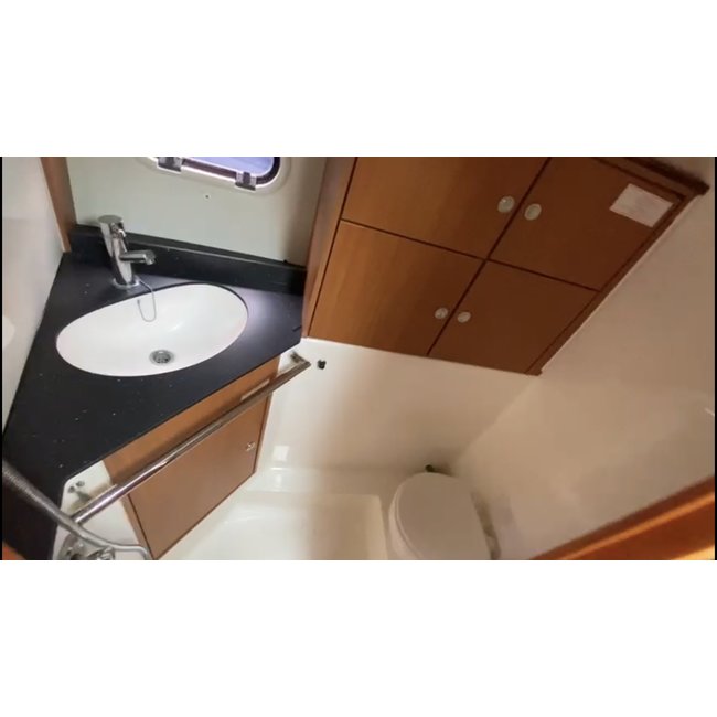 Bavaria 28 Sport 4.3 Ltr V6 440PK, 2011