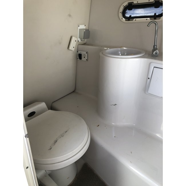 Four Winns Sundowner 285 Volvo 7.4 Liter V8 GSI 385PK 2003