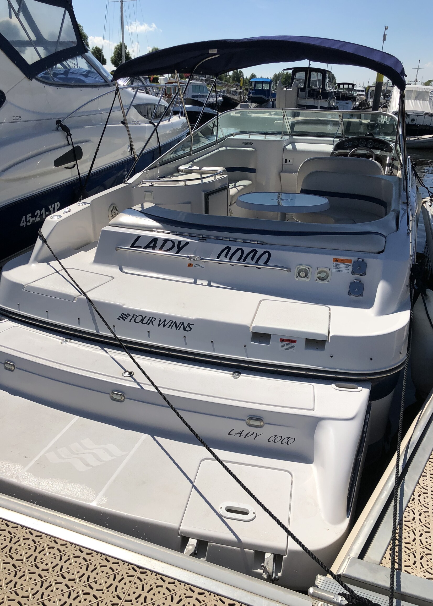 Four Winns Sundowner 285 Volvo 7.4 Liter V8 GSI 385PK 2003