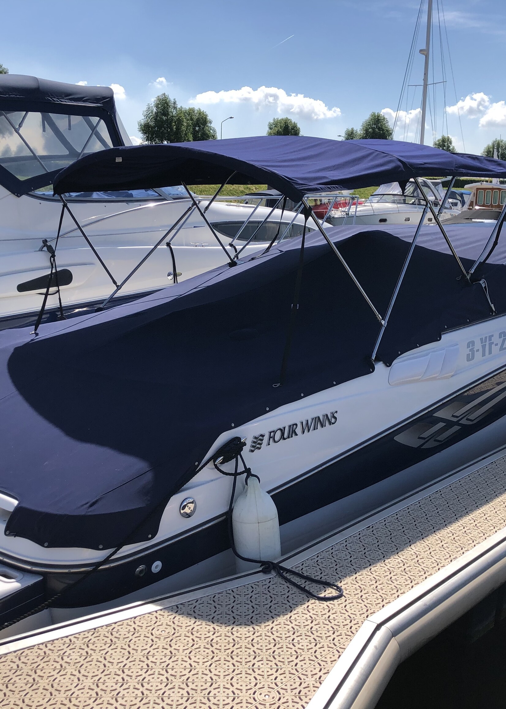 Four Winns Sundowner 285 Volvo 7.4 Liter V8 GSI 385PK 2003