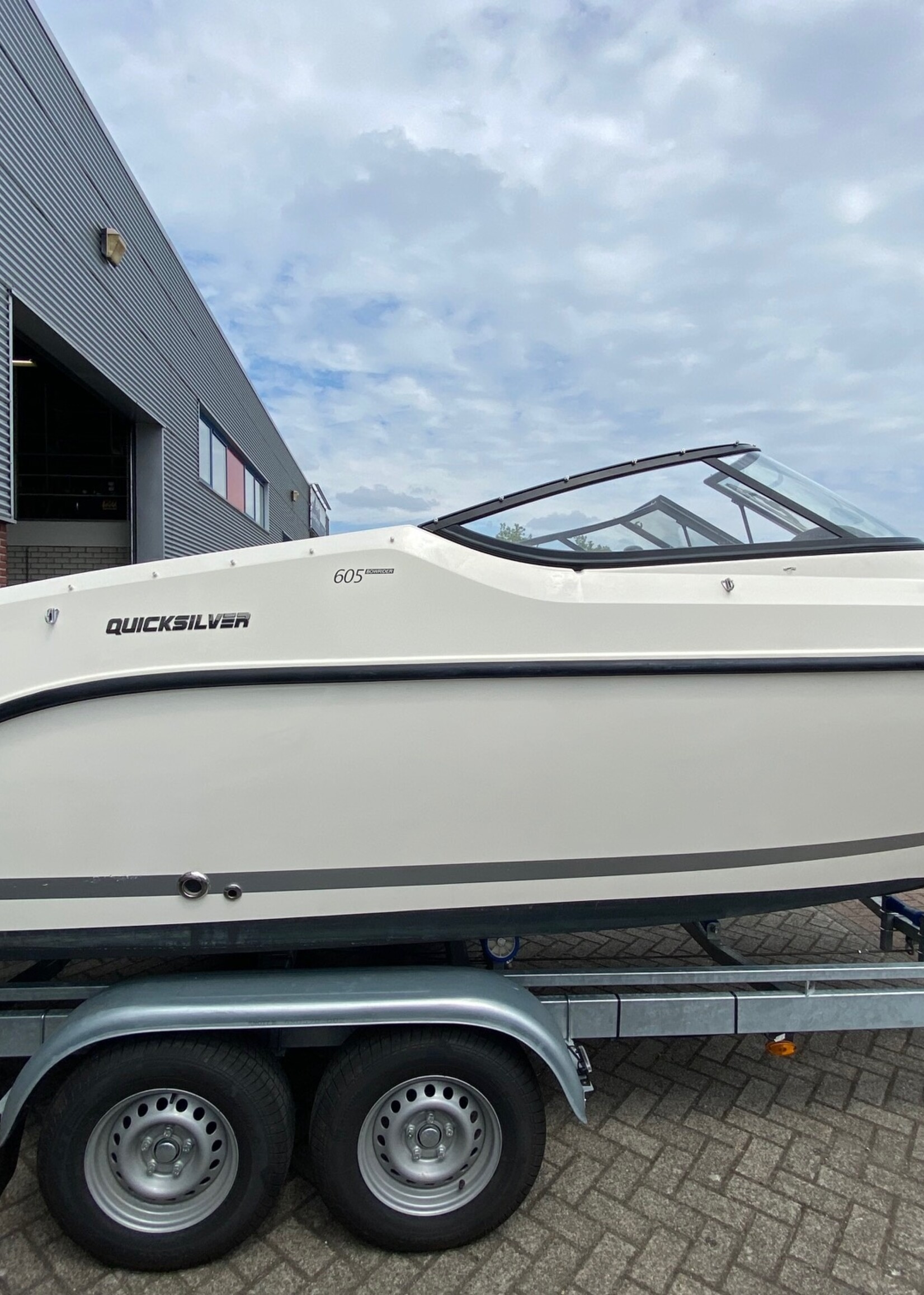 Quicksilver Activ 605 Bowrider, 115pk Mercury Pro XS, 2019