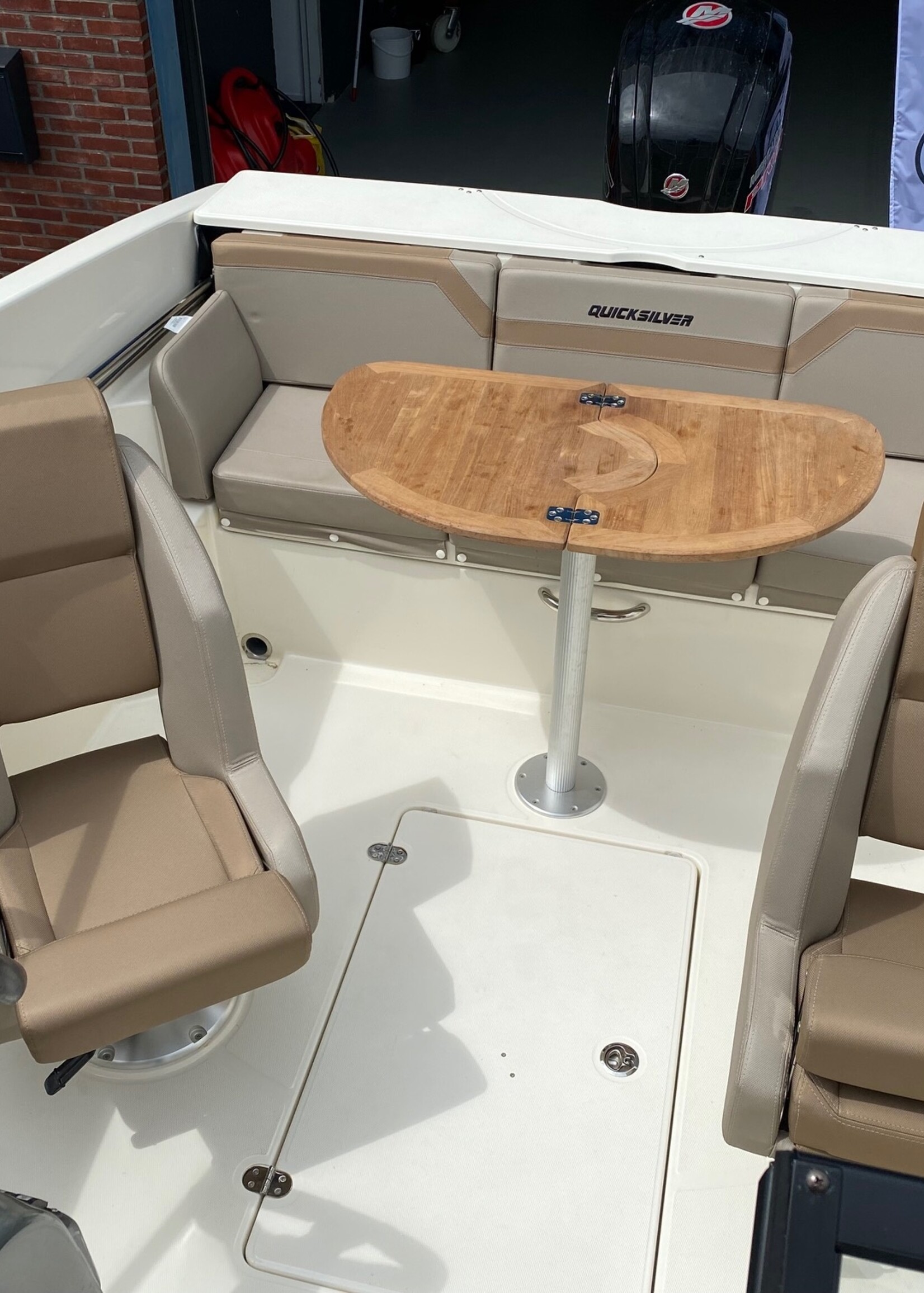 Quicksilver Activ 605 Bowrider, 115pk Mercury Pro XS, 2019