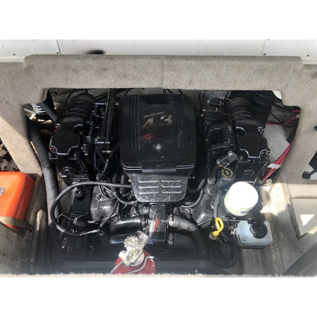 Maxum 2100 SC, V6 Mercruiser, V6, Bj. 2000