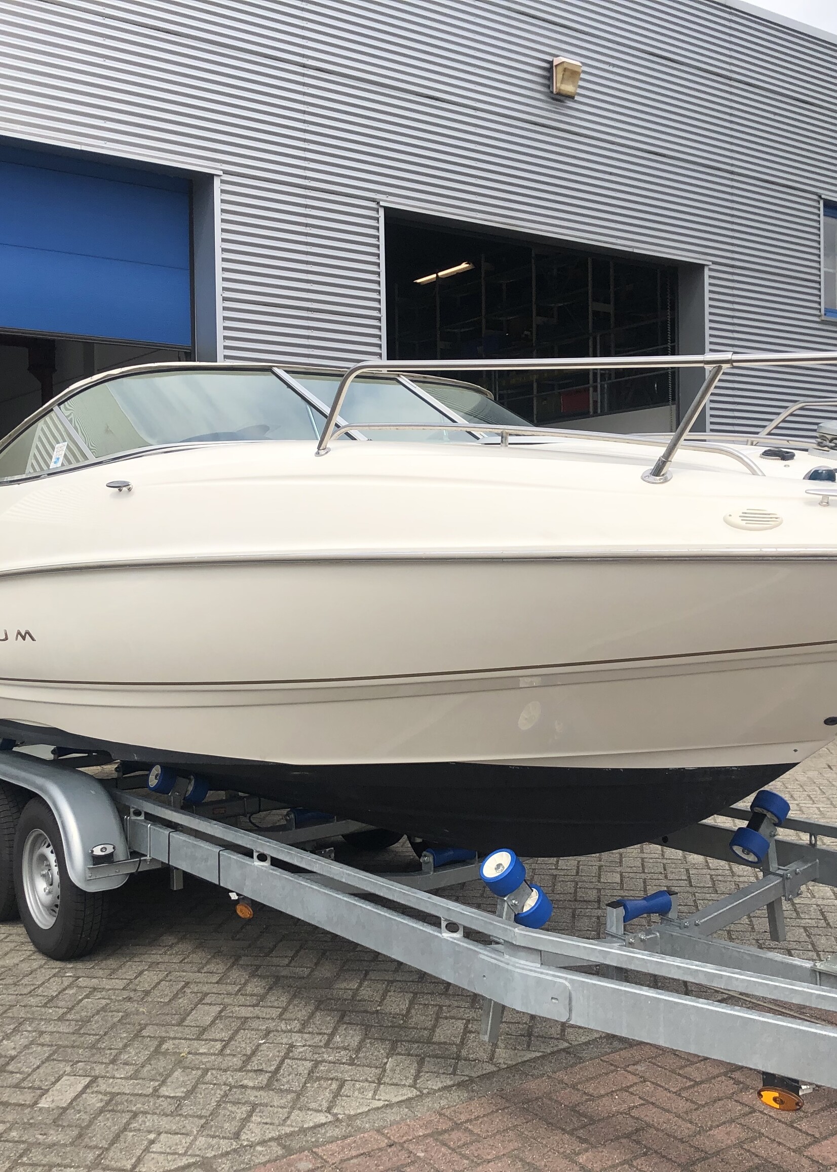 Maxum 2100 SC, V6 Mercruiser, V6, Bj. 2000