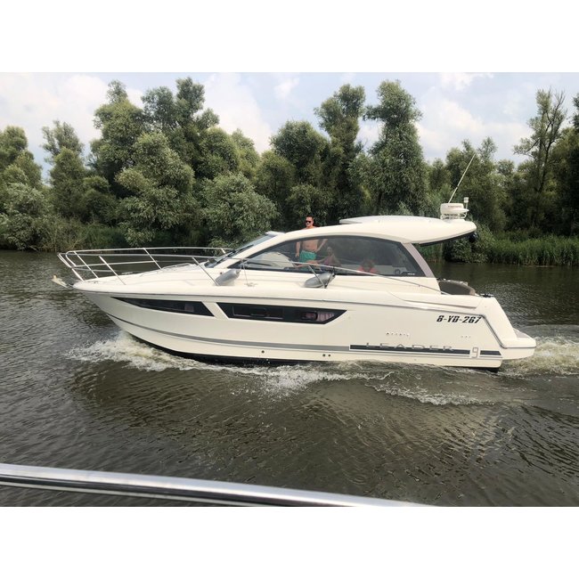 Jeanneau Leader 9 Hardtop, 2010, diesel 260PK