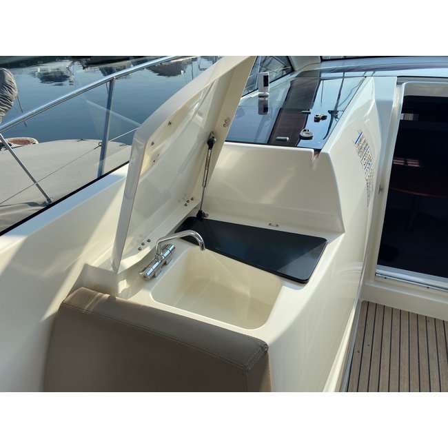 Jeanneau Leader 9 Hardtop, 2010, diesel 260PK