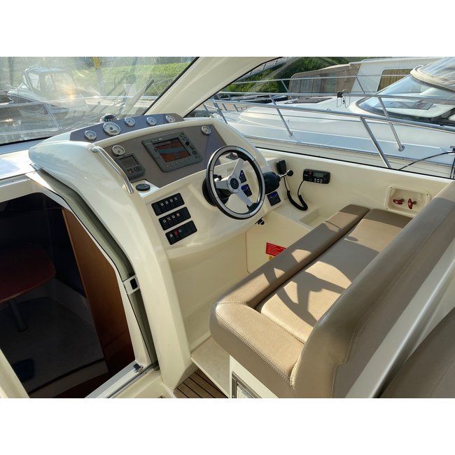 Jeanneau Leader 9 Hardtop, 2010, diesel 260PK