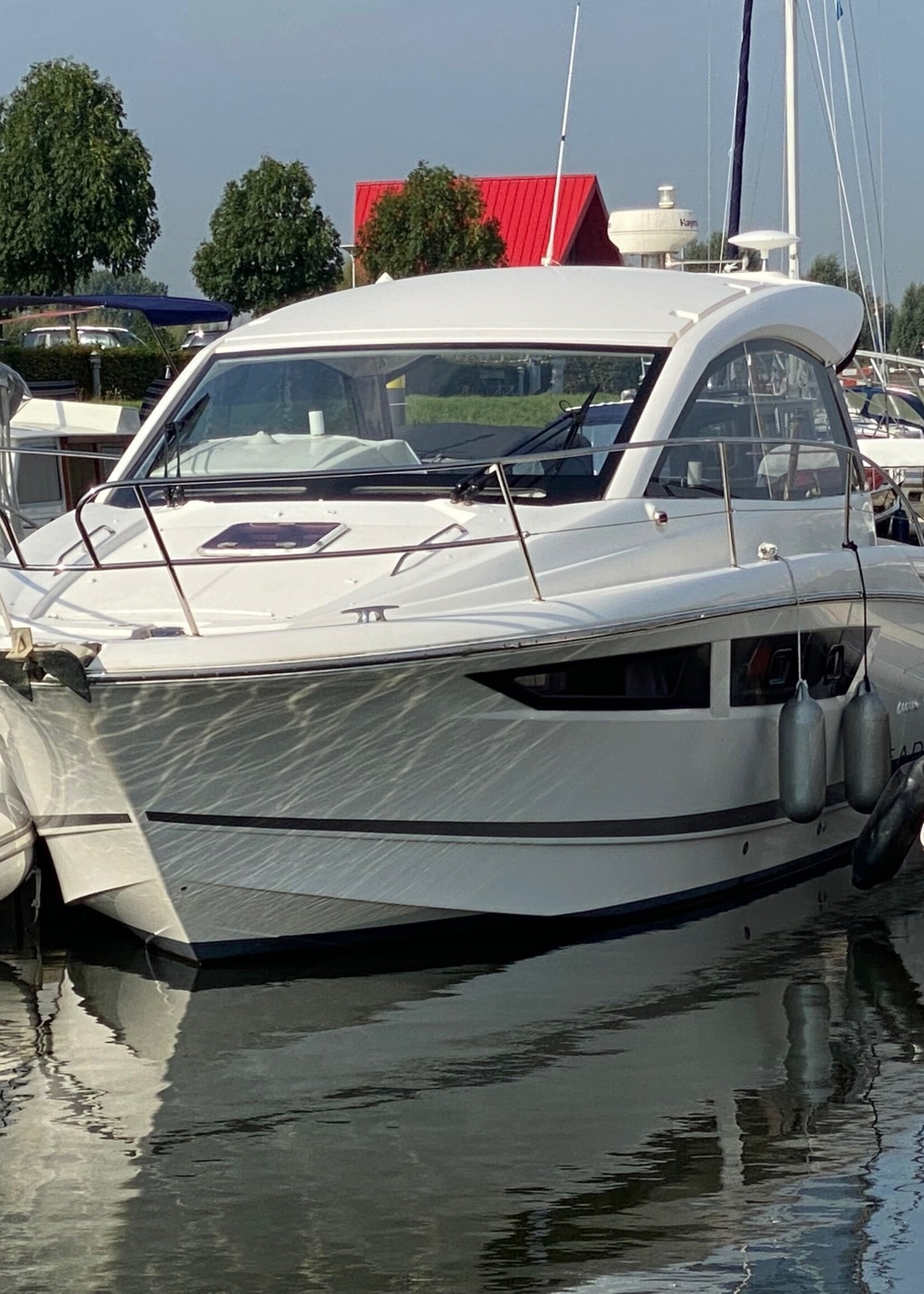 Jeanneau Leader 9 Hardtop, 2010, diesel 260PK