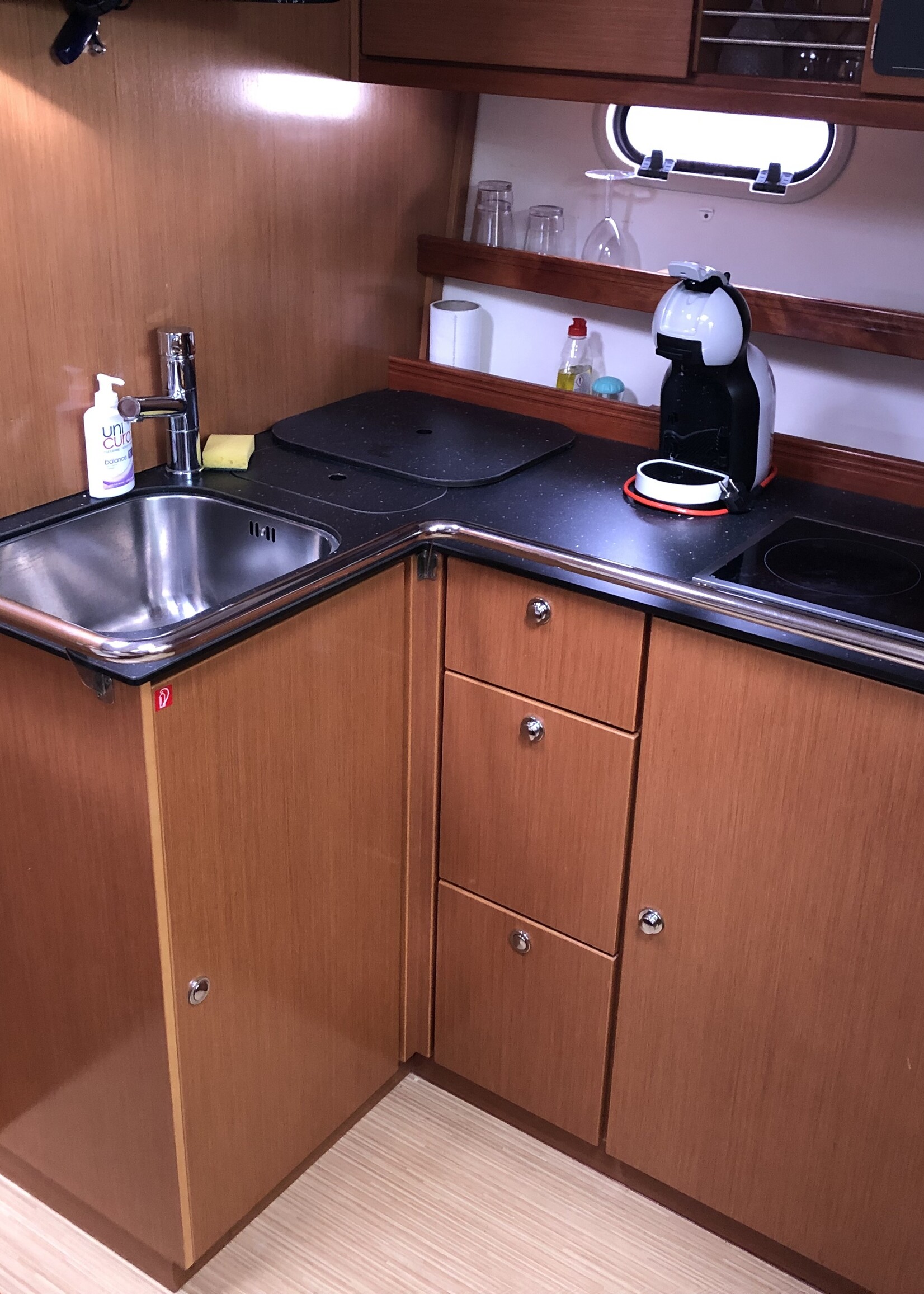 Bavaria 34 Sport, 2x 5.0MPI V8 260PK, DTS, 2012