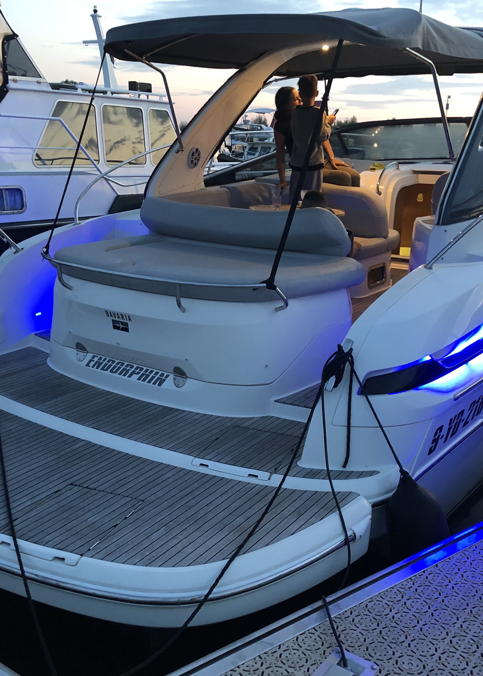 Bavaria 34 Sport, 2x 5.0MPI V8 260PK, DTS, 2012